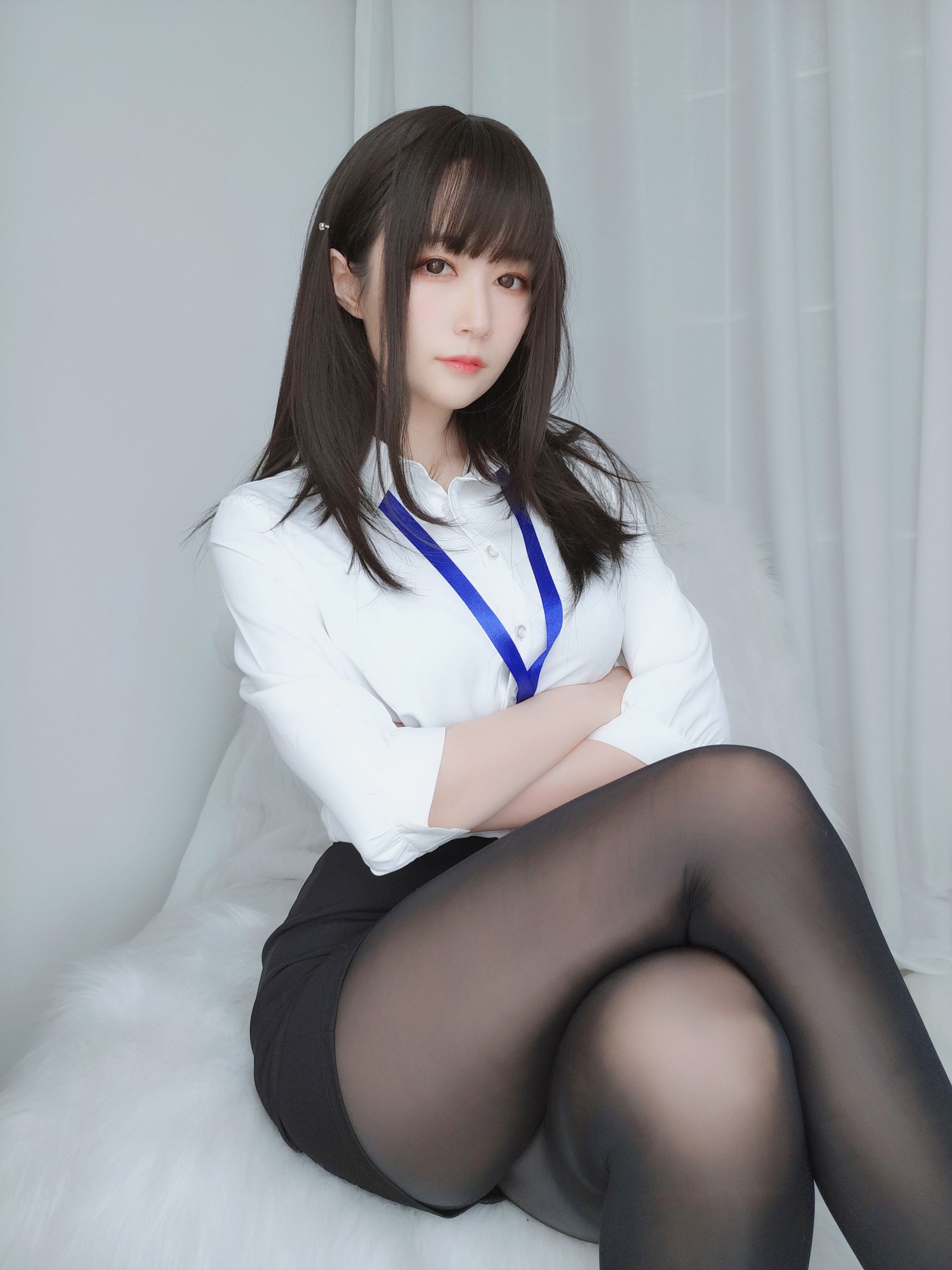 Coser小姐姐白银81–制服写真插图5